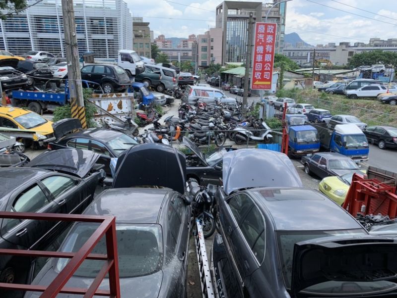 正泰報廢車回收站是環保署廢汽車、機車報廢回收認證廠商-1